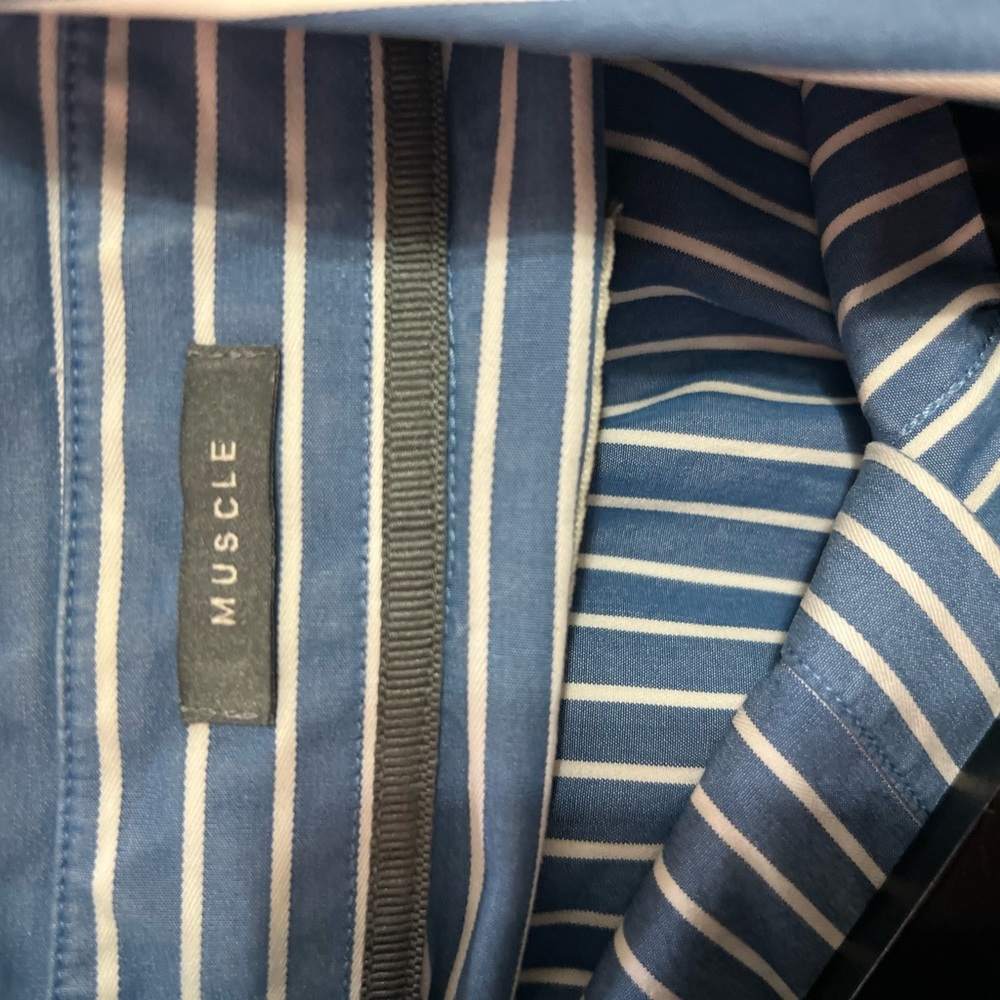 Abercrombie & Fitch muscle button down striped shirt. - Picture 10 of 12